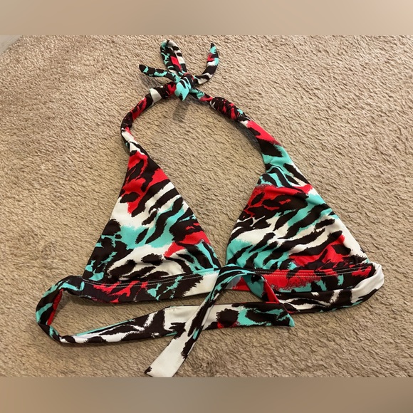 Matching Bikini Set - Picture 3 of 4